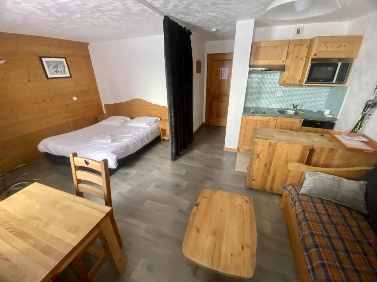 Residence Chalet De L'Adonis แซ็ง-มาร์แต็ง-เดอ-แบลวีย์ ภายนอก รูปภาพ