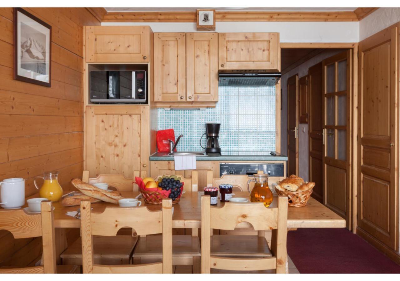 Residence Chalet De L'Adonis แซ็ง-มาร์แต็ง-เดอ-แบลวีย์ ภายนอก รูปภาพ