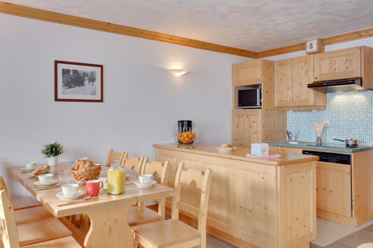 Residence Chalet De L'Adonis แซ็ง-มาร์แต็ง-เดอ-แบลวีย์ ภายนอก รูปภาพ