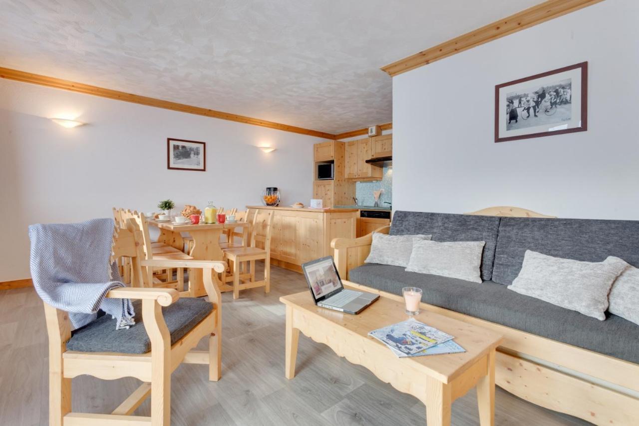 Residence Chalet De L'Adonis แซ็ง-มาร์แต็ง-เดอ-แบลวีย์ ภายนอก รูปภาพ
