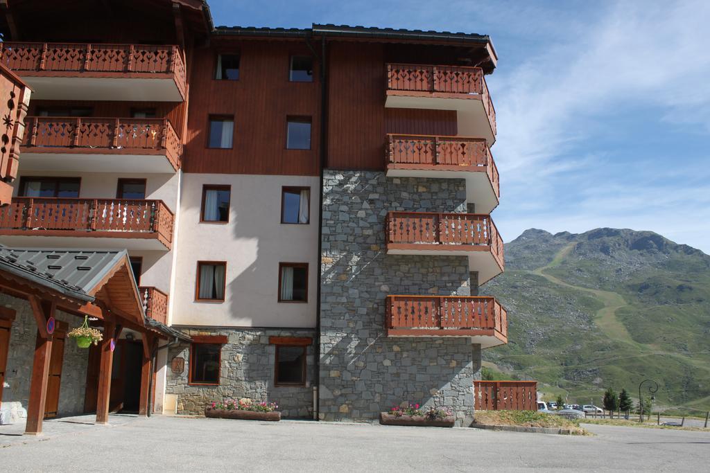 Residence Chalet De L'Adonis แซ็ง-มาร์แต็ง-เดอ-แบลวีย์ ภายนอก รูปภาพ