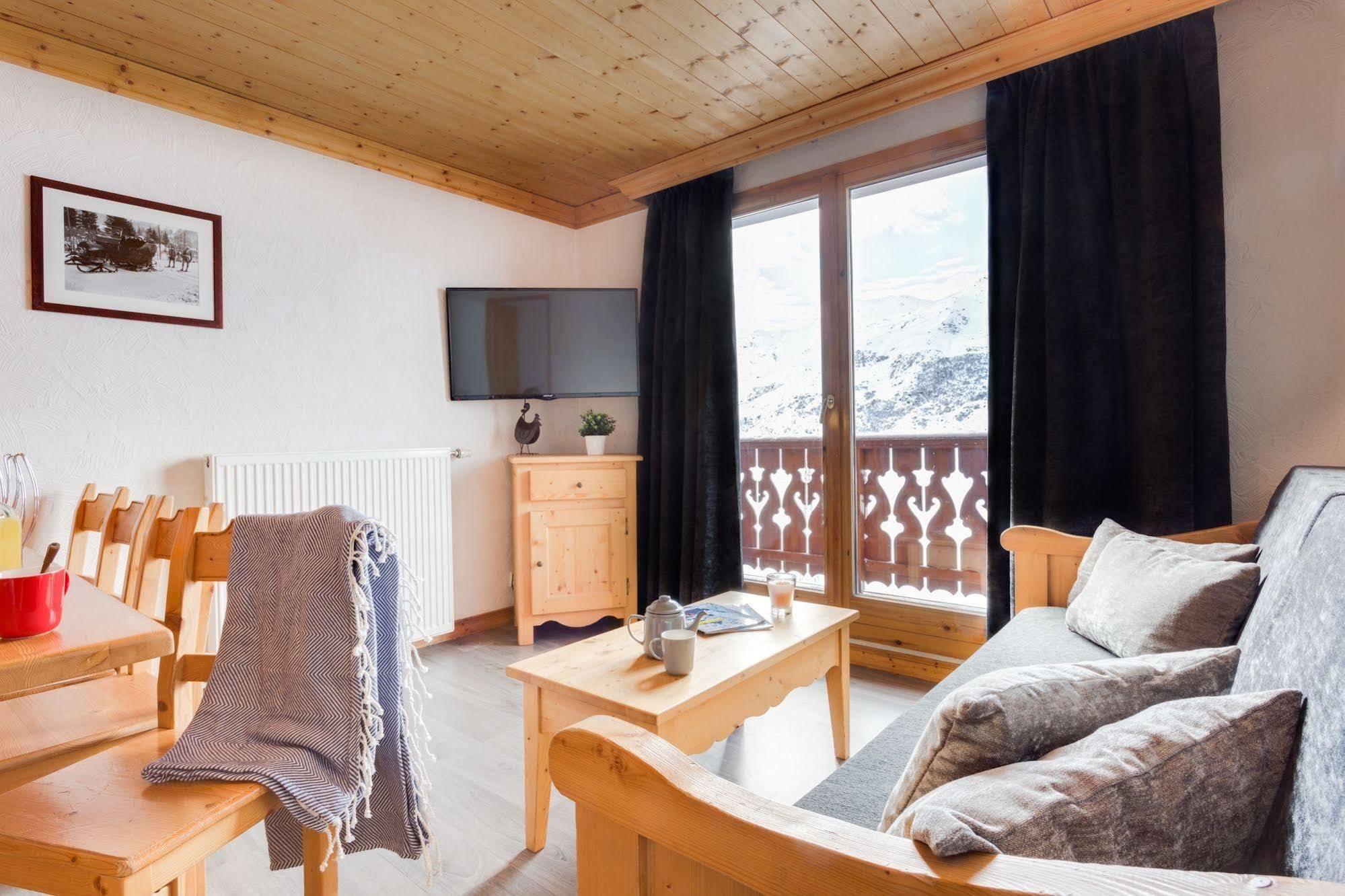 Residence Chalet De L'Adonis แซ็ง-มาร์แต็ง-เดอ-แบลวีย์ ภายนอก รูปภาพ